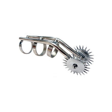 Load image into Gallery viewer, Rouge Stainless Steel Cat Claw Pinwheel
